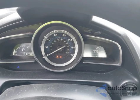 2018 Toyota Yaris Ia из США, поврежденный, VIN 3MYDLBYV8JY332894